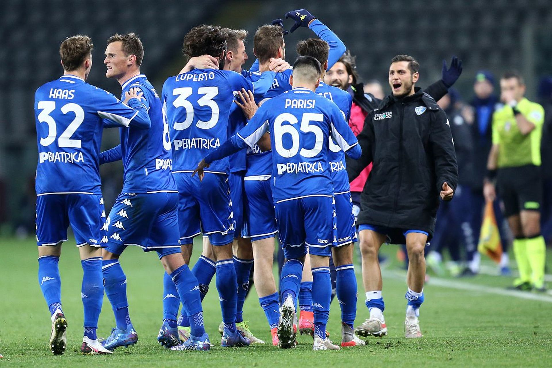 比赛以平局 比赛以平局