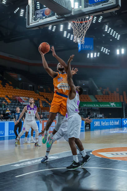 补强为辅 补强为辅